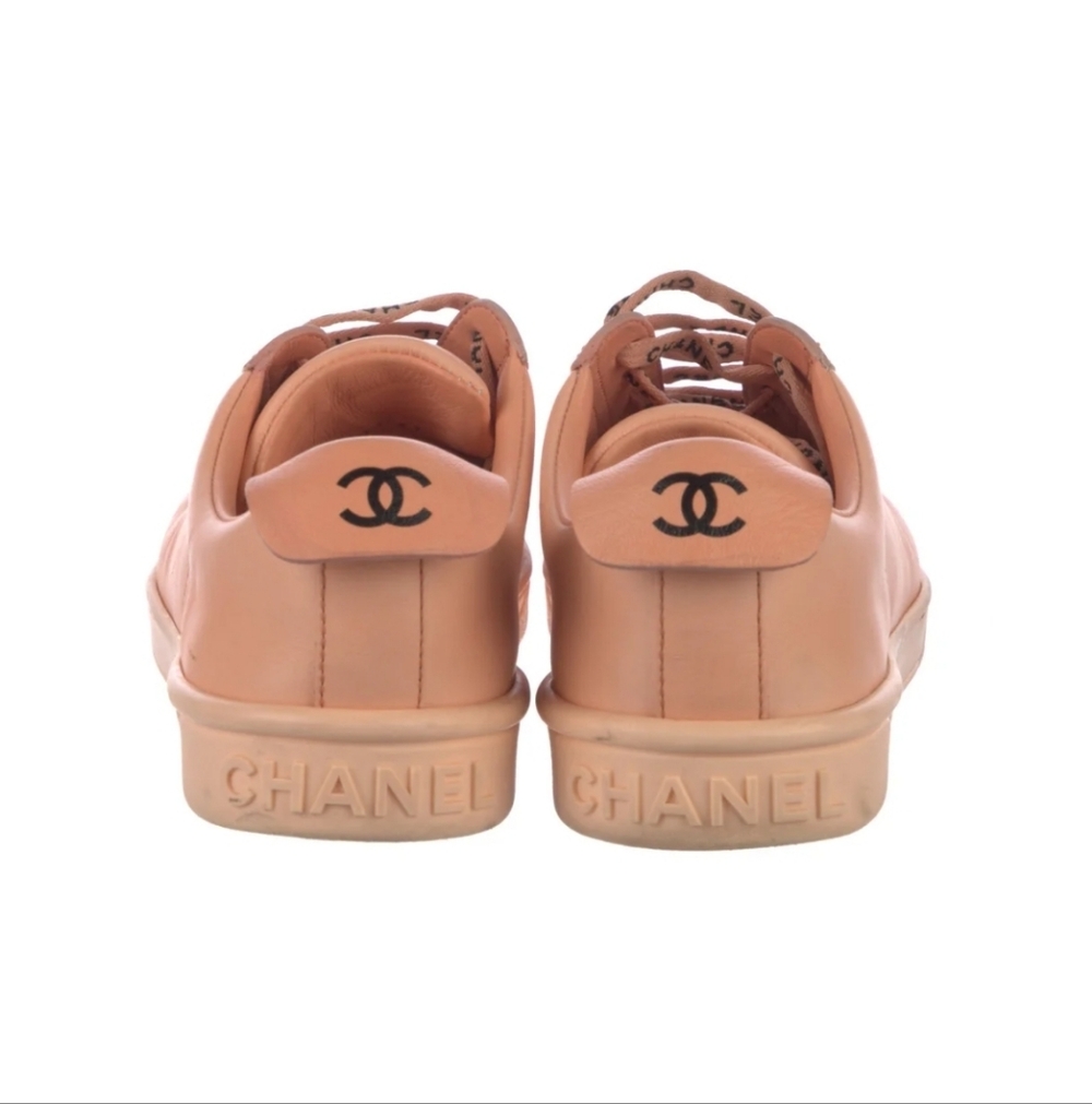 Chanel Authentic Interlocking Cc Logo Leather Sne… - image 4